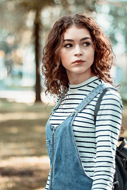The Fall Capsule Wardrobe: 12 Pieces, Dozens of Easy Outfits